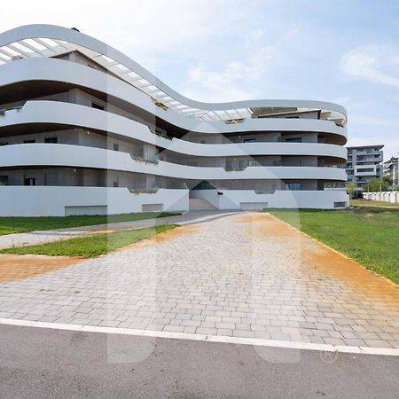 Homiday - Waterfront Montesilvano Marina المظهر الخارجي الصورة